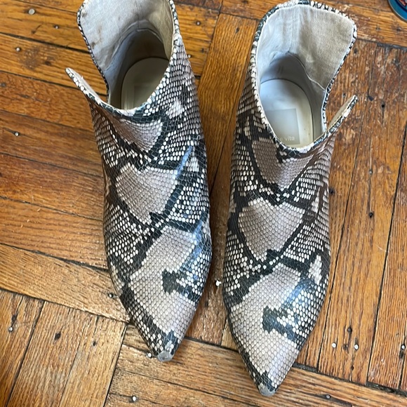 Gorgeous used booties - Picture 2 of 7